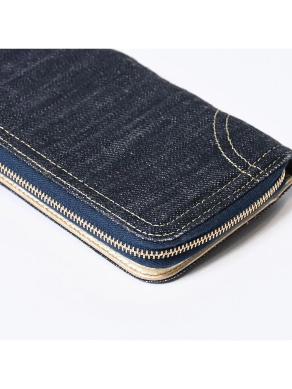 Chanel CC Logo Round Wallet Blue Denim Leather Gold